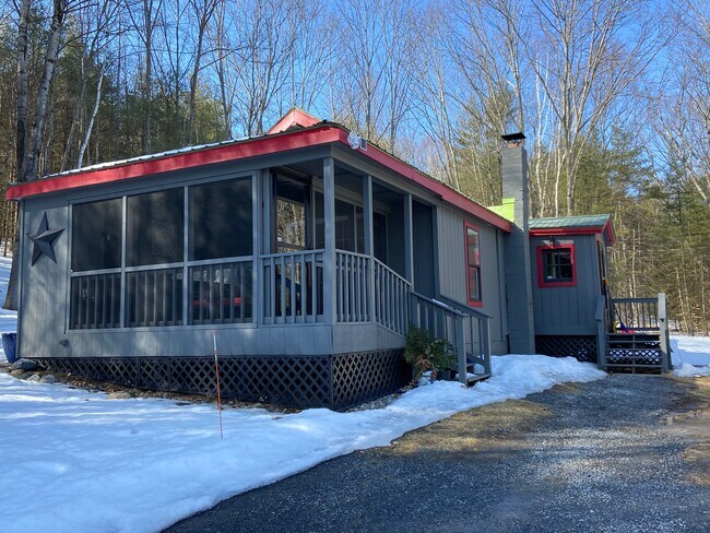 Building Photo - 511 Federal Hill Rd