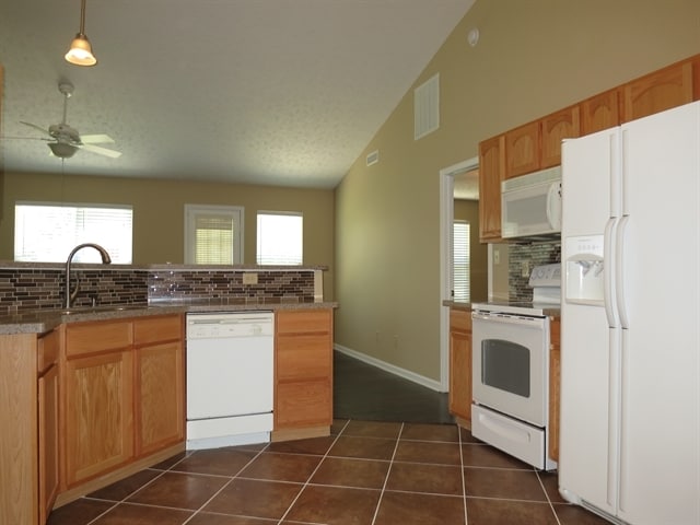 Foto del edificio - 9013 Scoter Ct