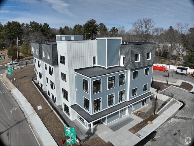 3D Exterior - 1060 Main Street