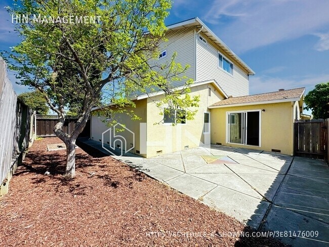 Foto del edificio - 5625 Tilden Pl