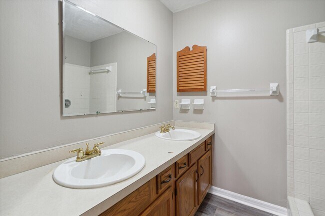 Foto del edificio - 511 SW 69th St