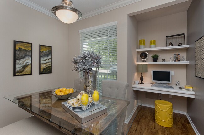 Foto del edificio - 2525 Turtle Creek Blvd