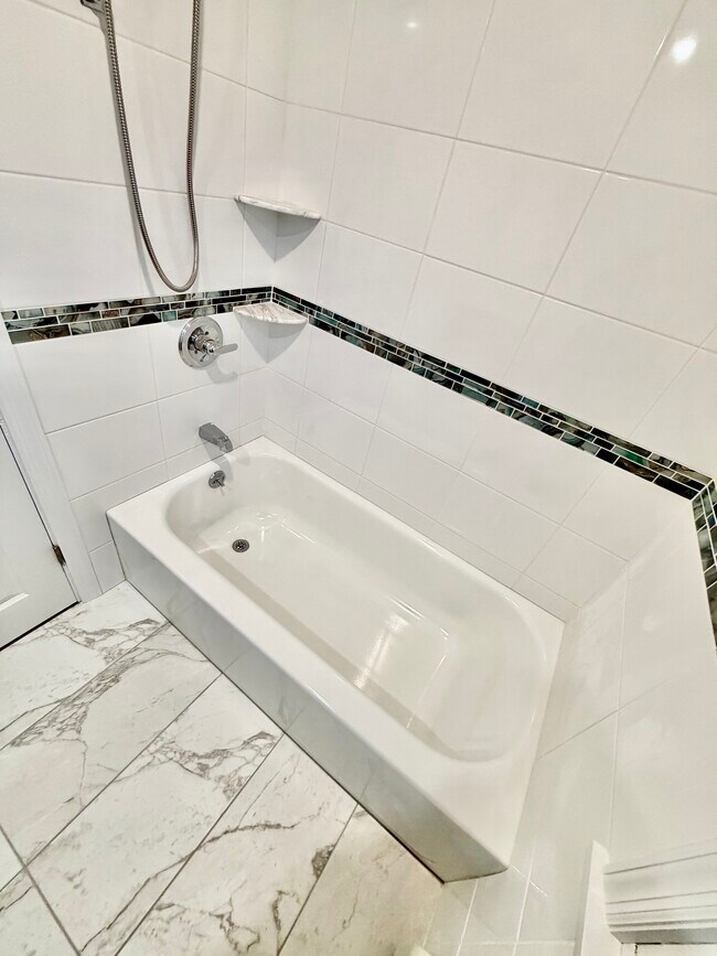 Foto del edificio - 29 Lee Ct