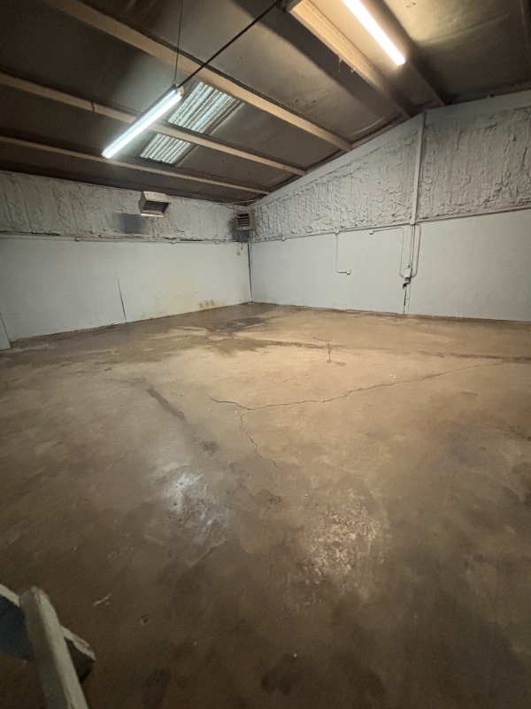 Building Photo - 3304 Shelby Dr