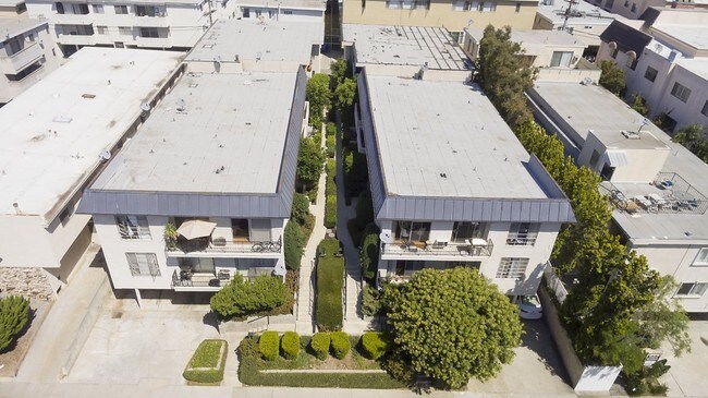 Foto del edificio - 11837 Dorothy St