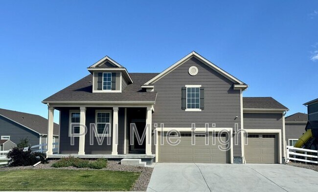 Building Photo - 857 Alpine Aven