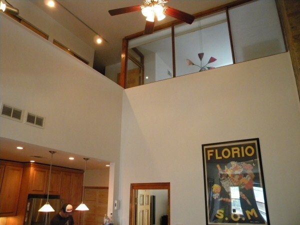 Foto del edificio - 2156 N Racine Ave