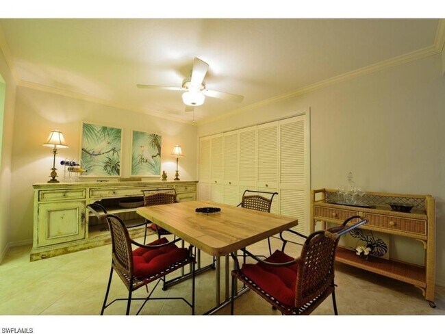 Building Photo - 545 Lake Louise Cir