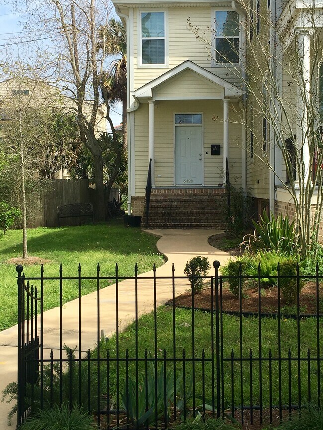 Foto del edificio - 6425 W End Blvd