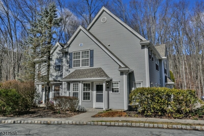 4102 Tudor Dr, Pequannock Township, NJ 07444 Condo for Rent in