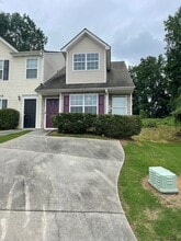 Building Photo - 5500 Sierra Trl