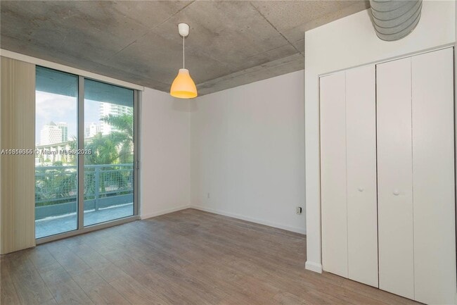 Building Photo - 690 SW 1st Ct