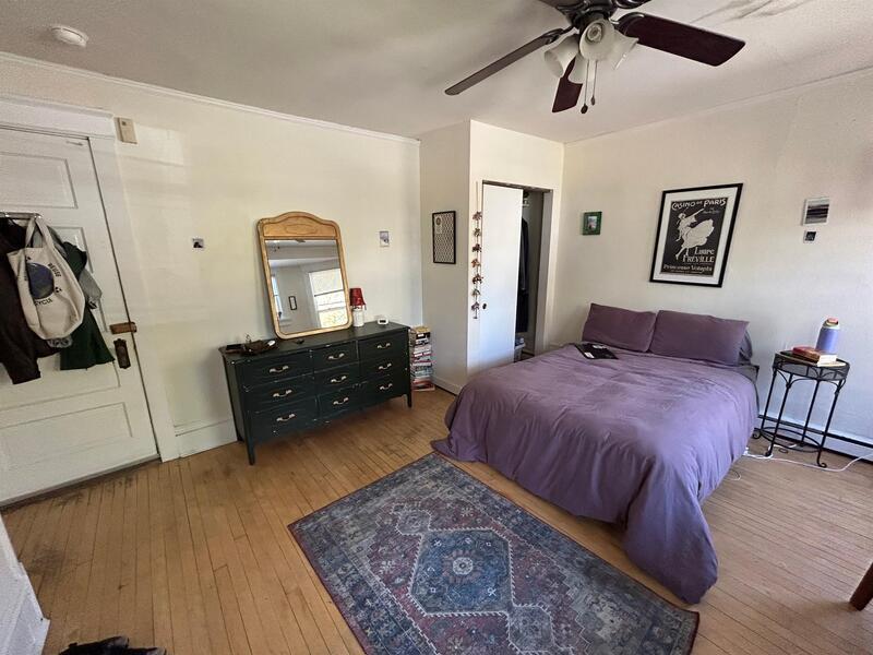 Primary Photo - 125 E Gorham St