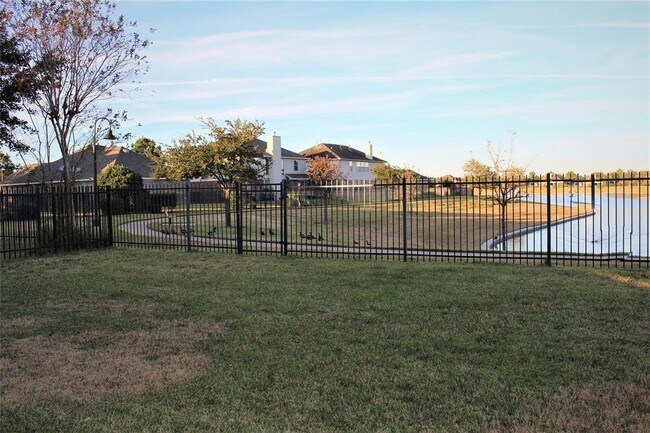 Building Photo - 24626 Blane Dr