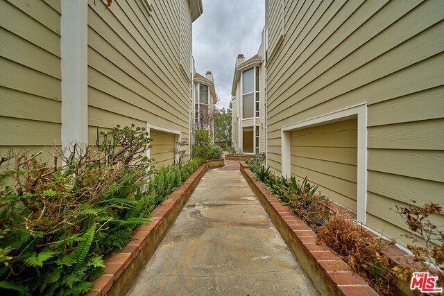 Building Photo - 1717 Stoner Ave