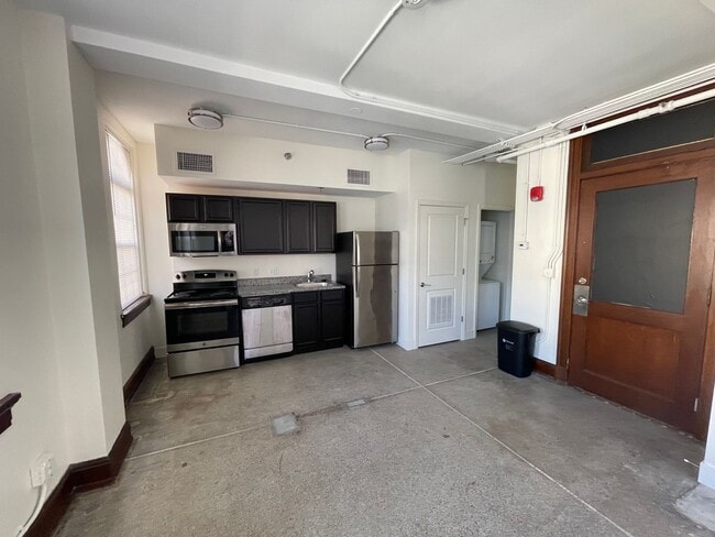 Interior Photo - The Press