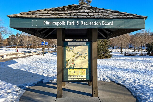 Lake trail recreation board map in Lowry Hill.
