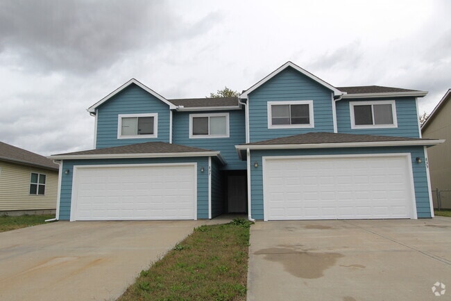 Building Photo - 837 Whitetail Ct