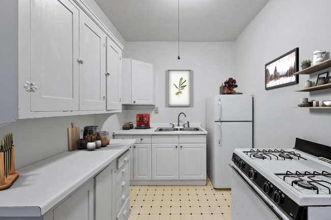 Interior Photo - 2400 Harriet Ave Apartments | Origen Living