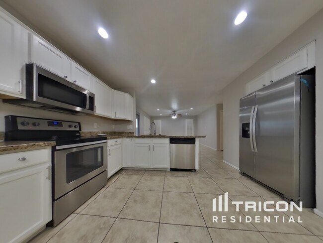 Foto del edificio - 12917 W Windsor Avenue Avondale AZ