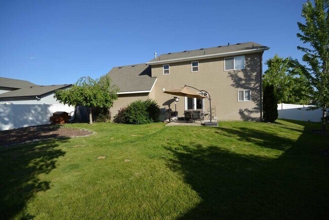 Building Photo - SINGLE FAMILY HOME ON WILBUR (RPM38)