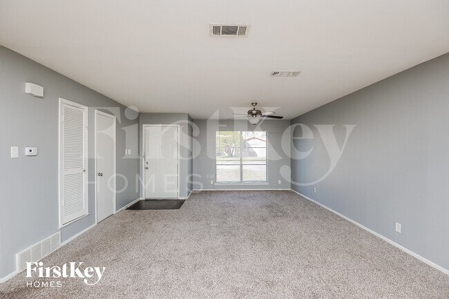 Foto del edificio - 6709 Alma St