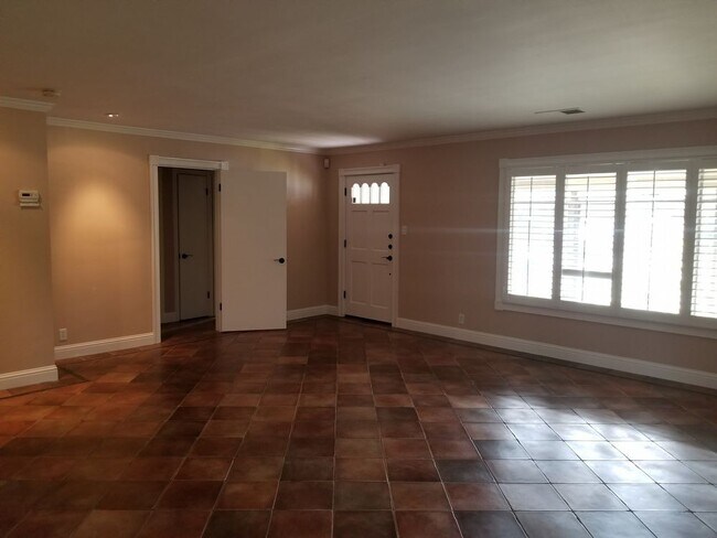 Building Photo - Charming 3 bedroom home in Montgomery Village