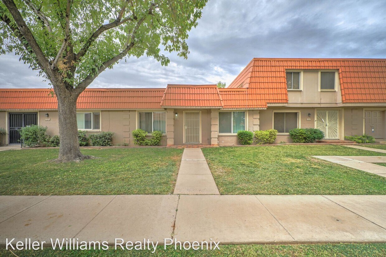 Primary Photo - 2 br, 2 bath House - 5174 North 83rd Street