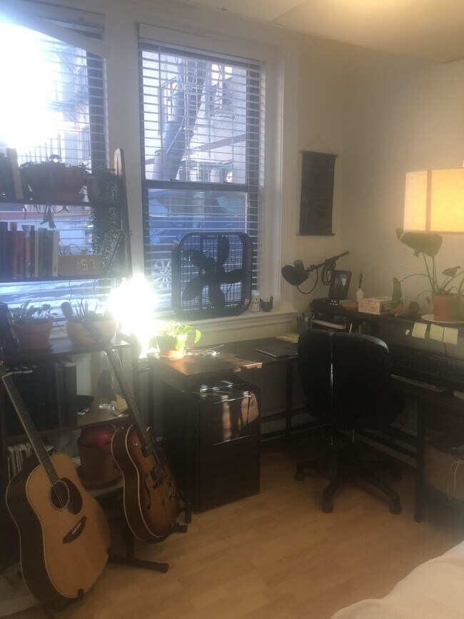 Foto del edificio - 4 Charlesgate E