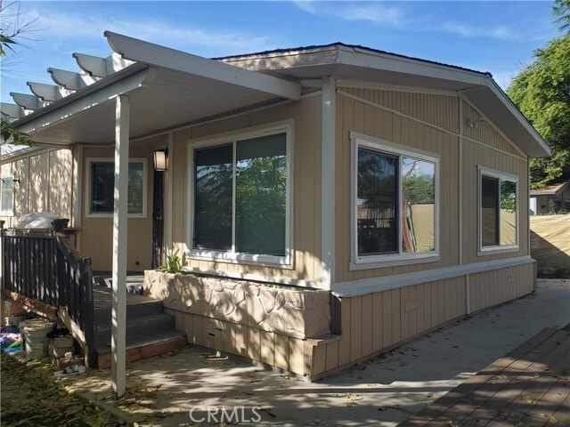 Building Photo - 32531 Crescent Ave