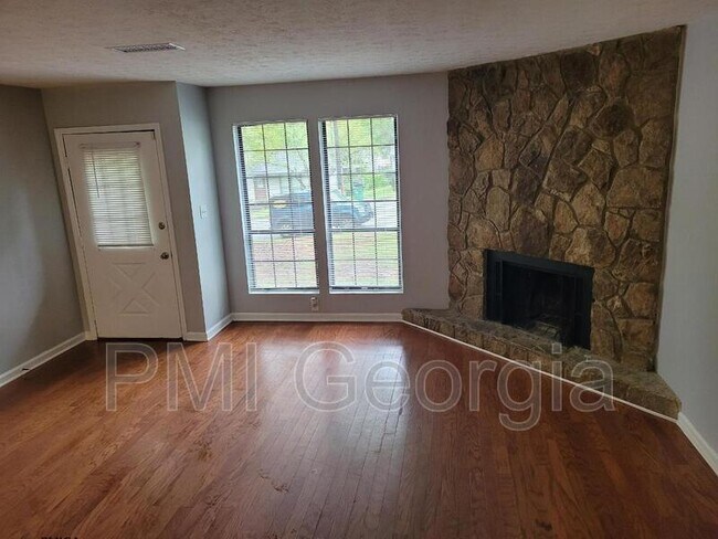 Building Photo - 4714 White Oak Path