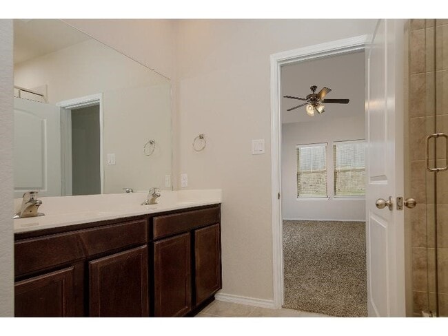 Building Photo - 13824 Rock Island Trl