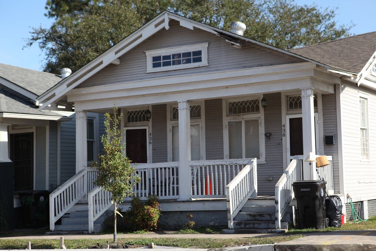 Primary Photo - 436-438shenn