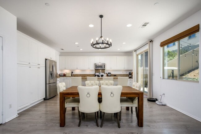Building Photo - 2878 Menorca Cir