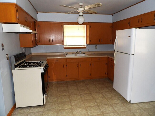Foto del edificio - 4311 NW Hoover Ave
