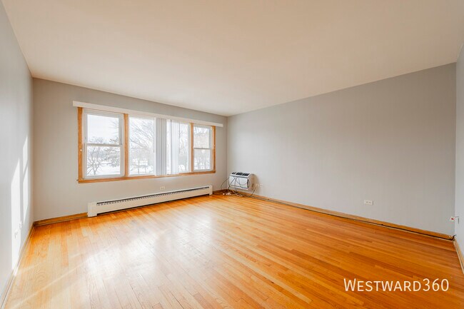 Foto del edificio - 6620 W Gunnison St