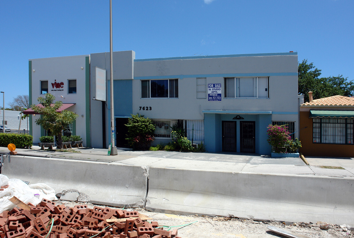 Building Photo - 7625 Biscayne Blvd