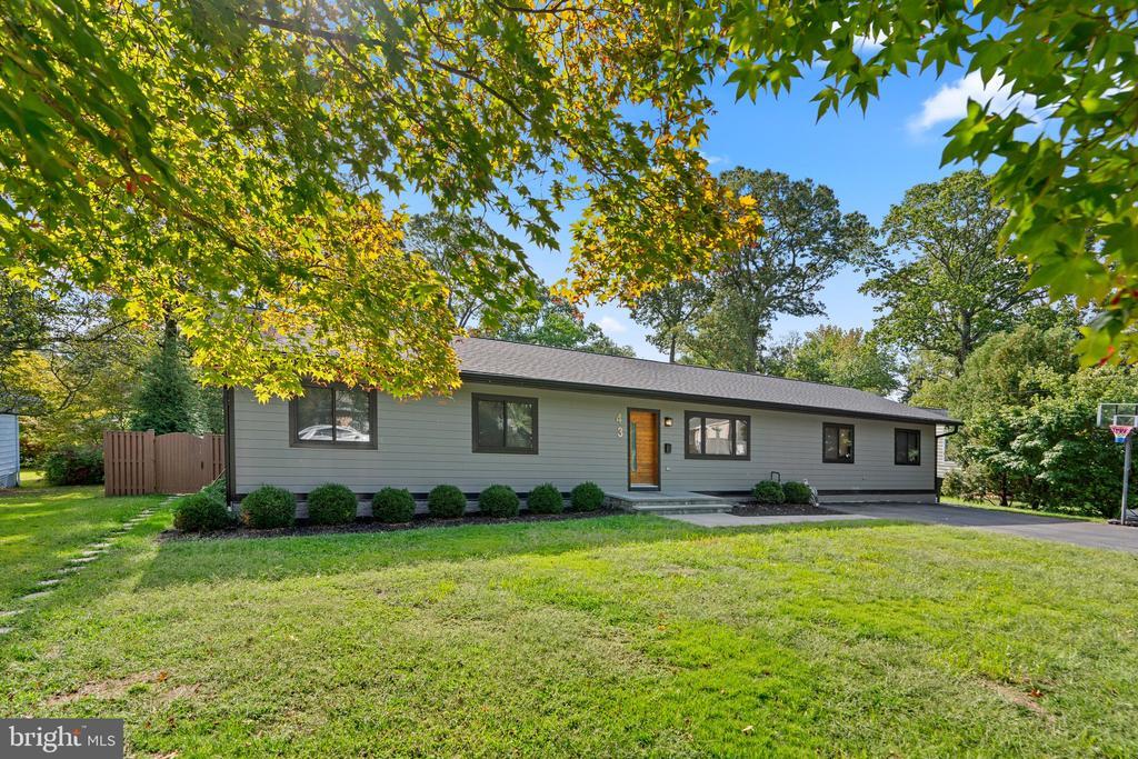 Primary Photo - 43 Cedar Rd