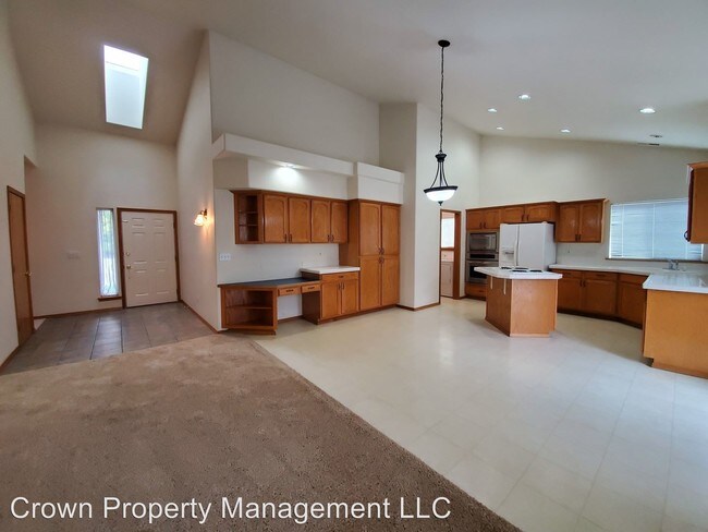 Building Photo - 3 br, 2 bath House - 2645 Sandstone