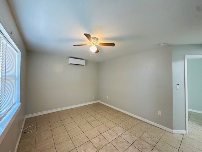 Foto del edificio - 680 22nd Ave S