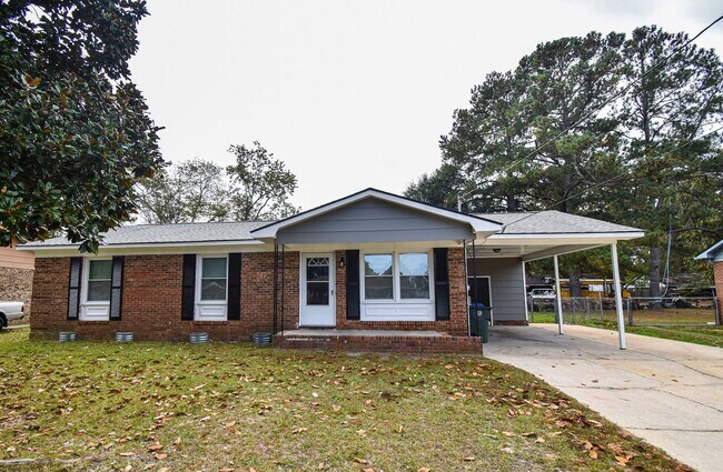 Foto del edificio - 3 Bedroom 2 Bathroom- Pets Considered