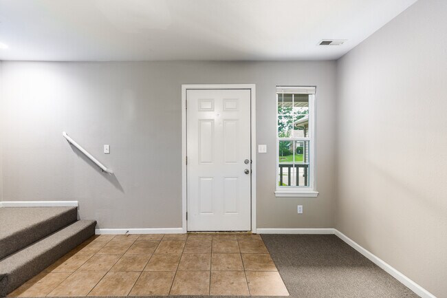 Building Photo - 3912 Arctic Fox Dr