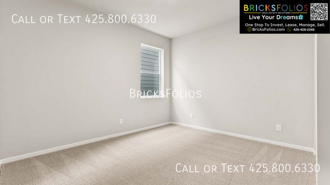 Building Photo - 4039 Hyde Lp NE