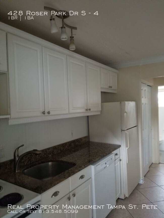Building Photo - 428 Roser Park Dr S