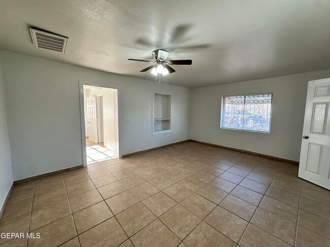 Building Photo - 152 Elvira Way