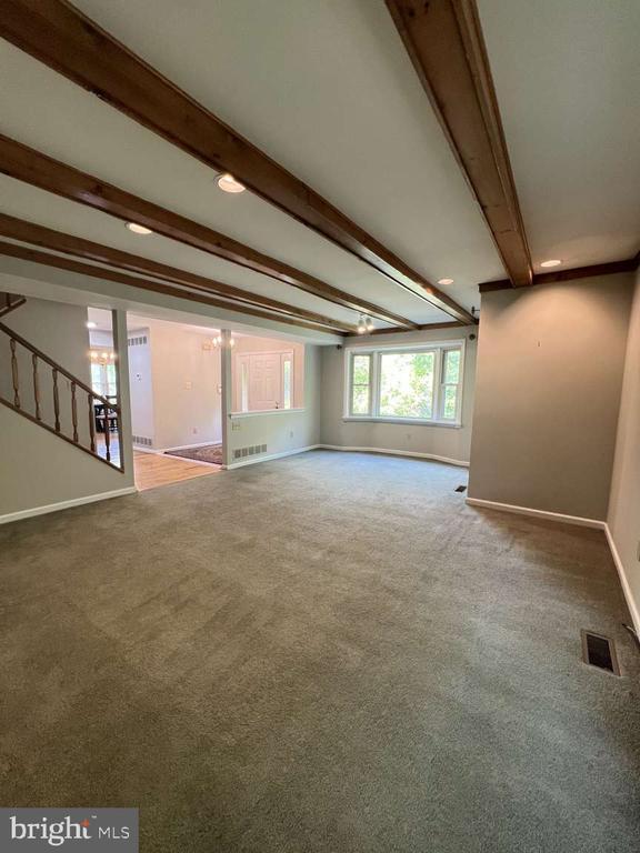 Building Photo - 82 Bunker Hill Ct