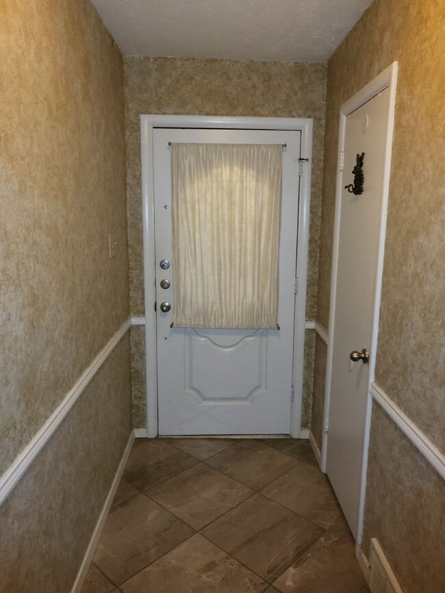 Foto del edificio - 104 W Lavender Ln