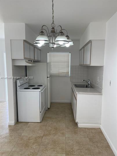Building Photo - 1708 N 16th Ave