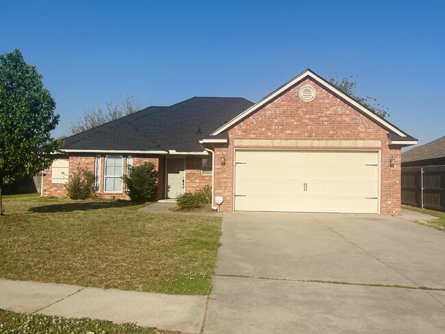 Photo - Charming 4-Bed, 2-Bath Home in Yukon - Gated Community in Mustang Public School District!