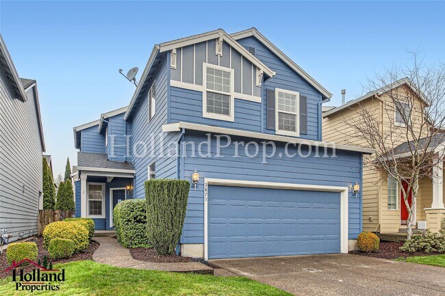 Foto del edificio - Beautiful Two-Level Hillsboro Home in Wond...